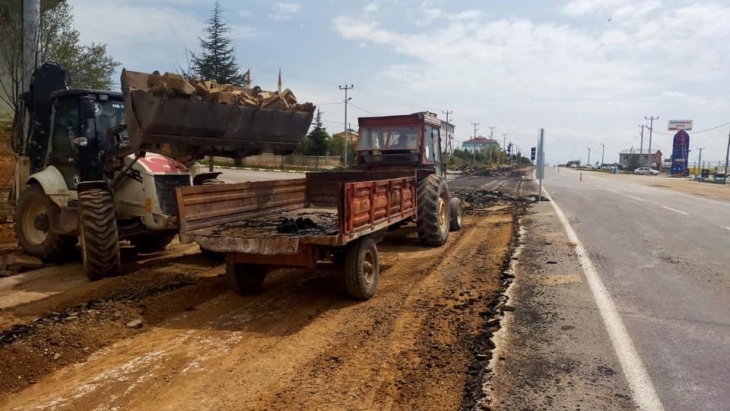 BÖLÜNMÜŞ YOL ÇALIŞMALARI BAŞLADI